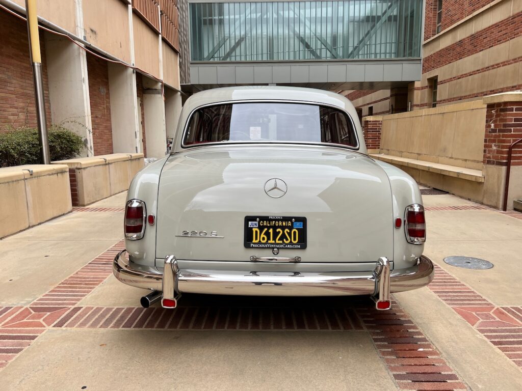 1959 Mercedes 220S Hydrak Ponton