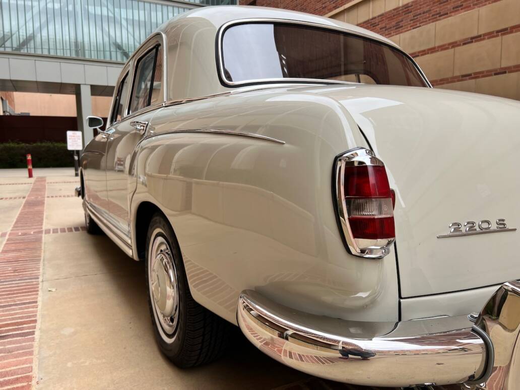 1959 Mercedes 220S Hydrak Ponton