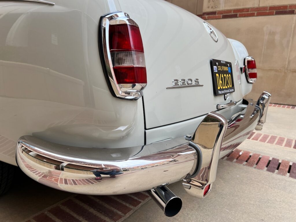 1959 Mercedes 220S Hydrak Ponton