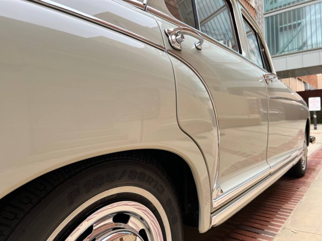 1959 Mercedes 220S Hydrak Ponton