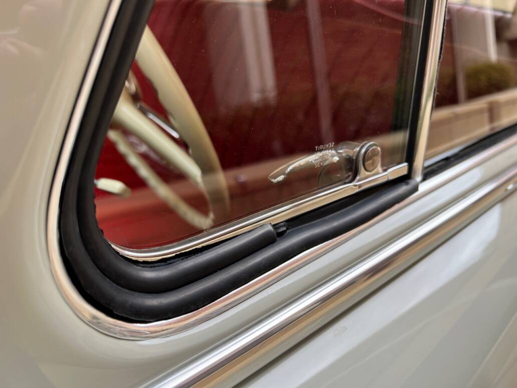 1959 Mercedes 220S Hydrak Ponton